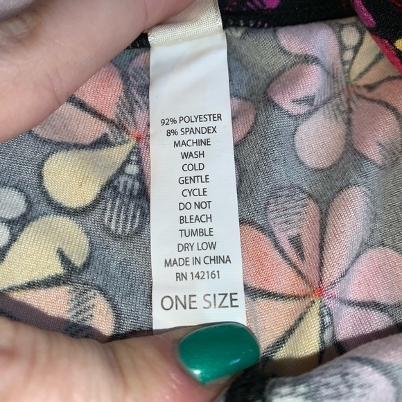 LuLaRoe One Size Leggings - Picture 5 of 7
